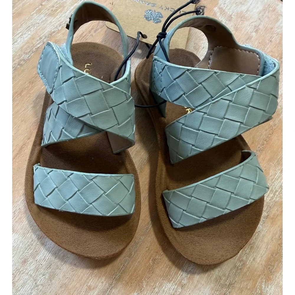 Lucky Brand adorable lucky